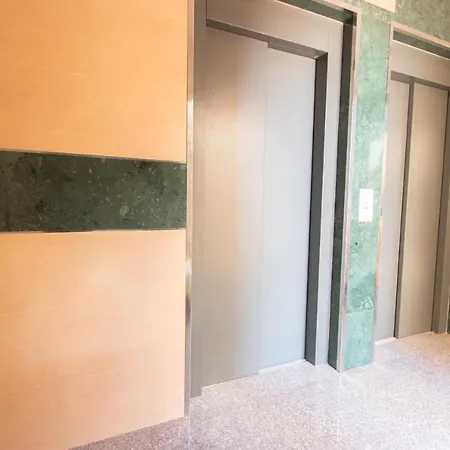 Completos Iii Carlos Iii Apartment